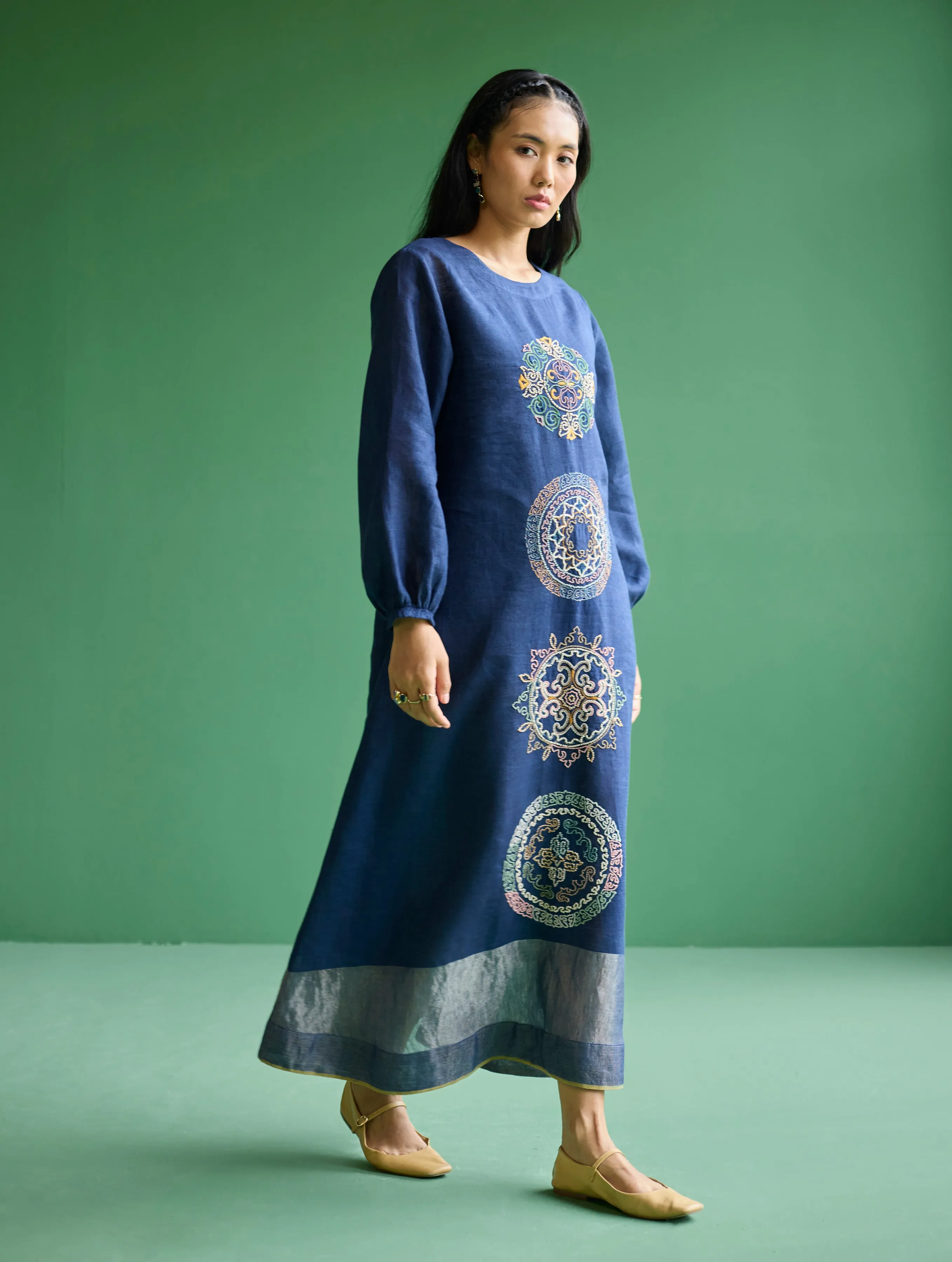 Eira Hand-Embroidered Linen Dress - Navy