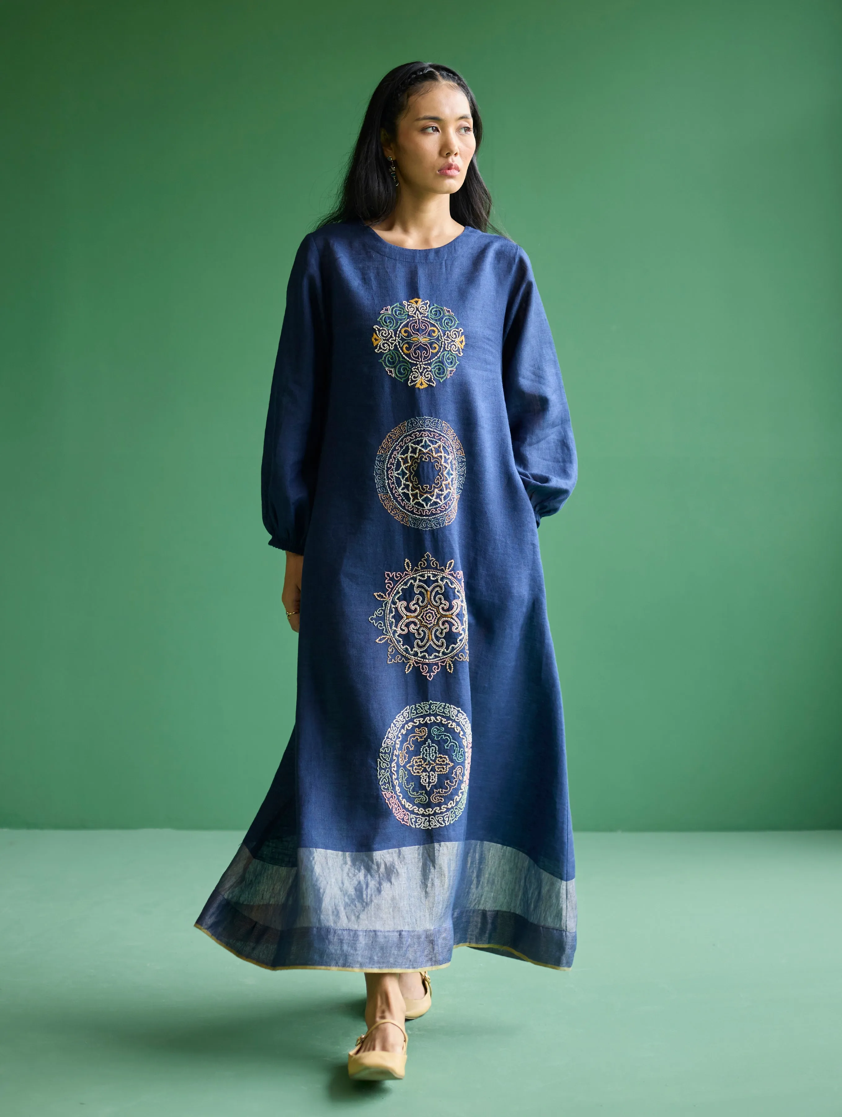 Eira Hand-Embroidered Linen Dress - Navy