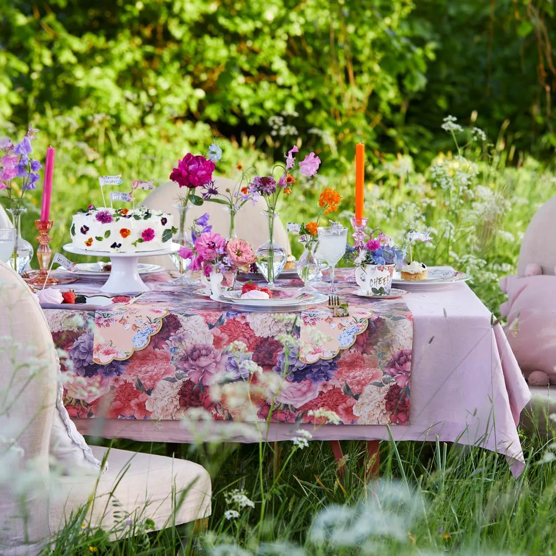 Floral Paper Table Cover