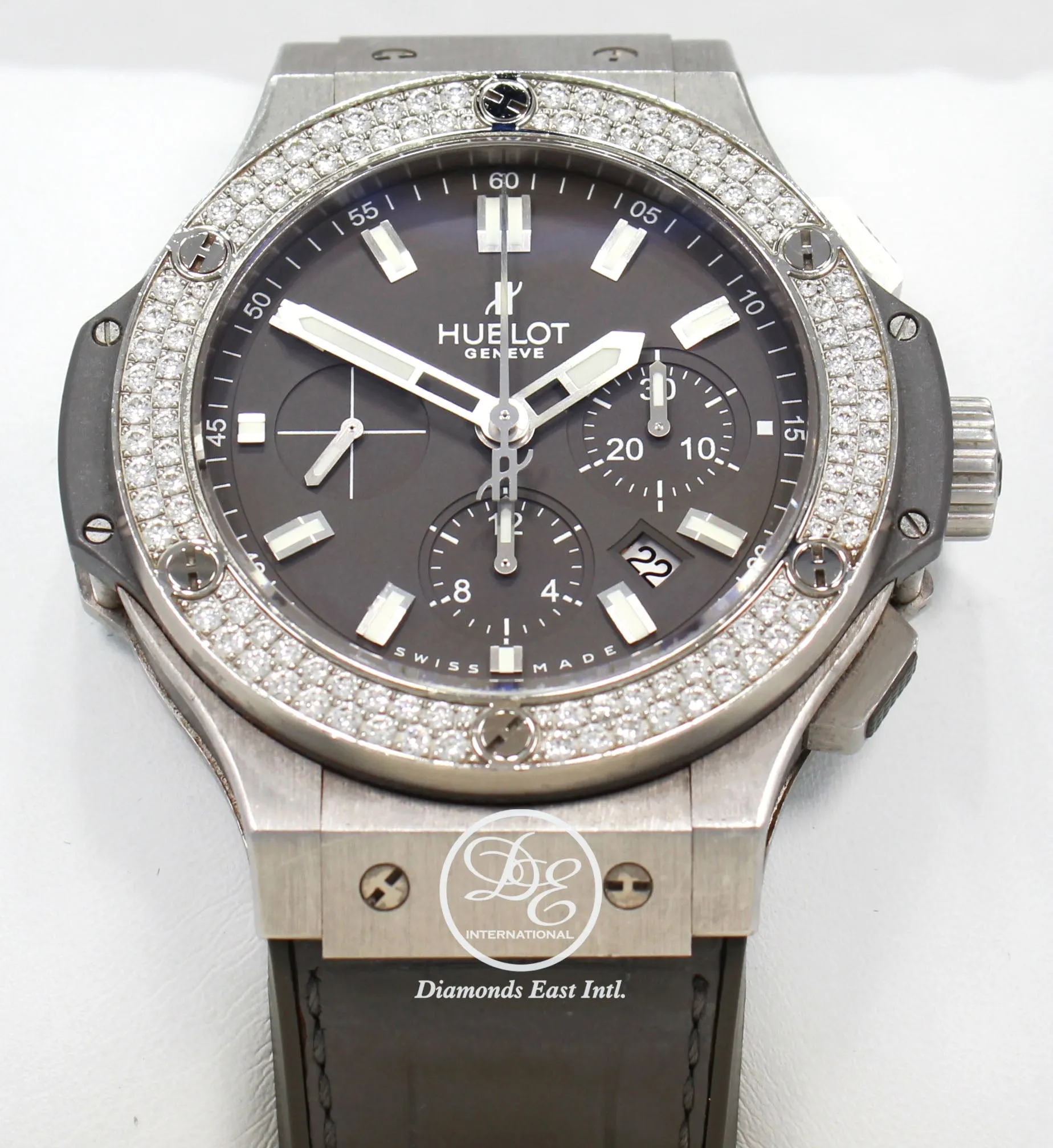 Hublot Big Bang Evolution 44mm Factory Diamonds Chrono 301.ST.5020.GR.1104