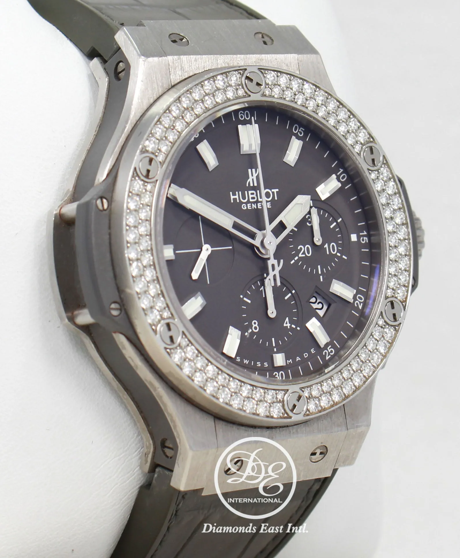 Hublot Big Bang Evolution 44mm Factory Diamonds Chrono 301.ST.5020.GR.1104