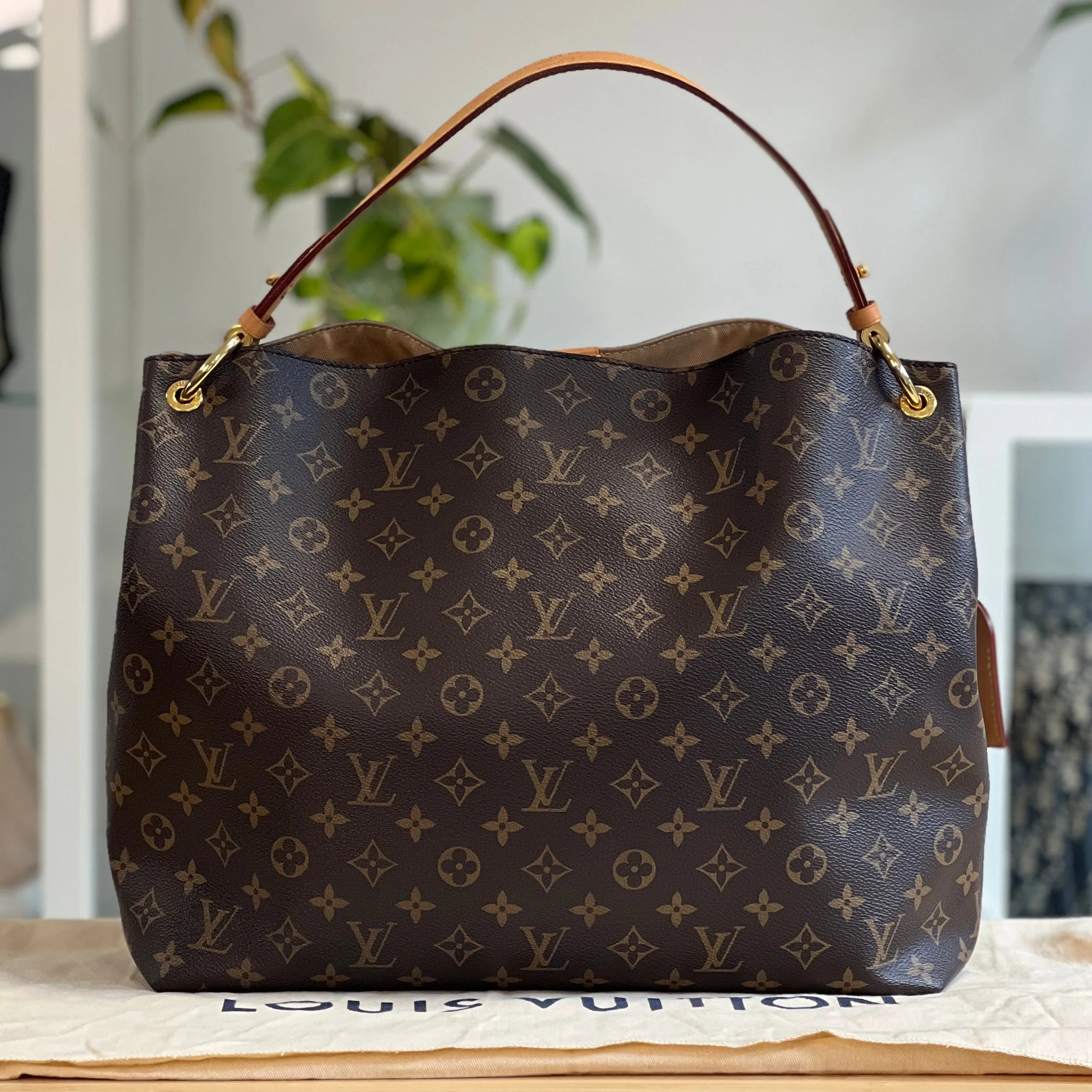 Louis Vuitton Graceful MM