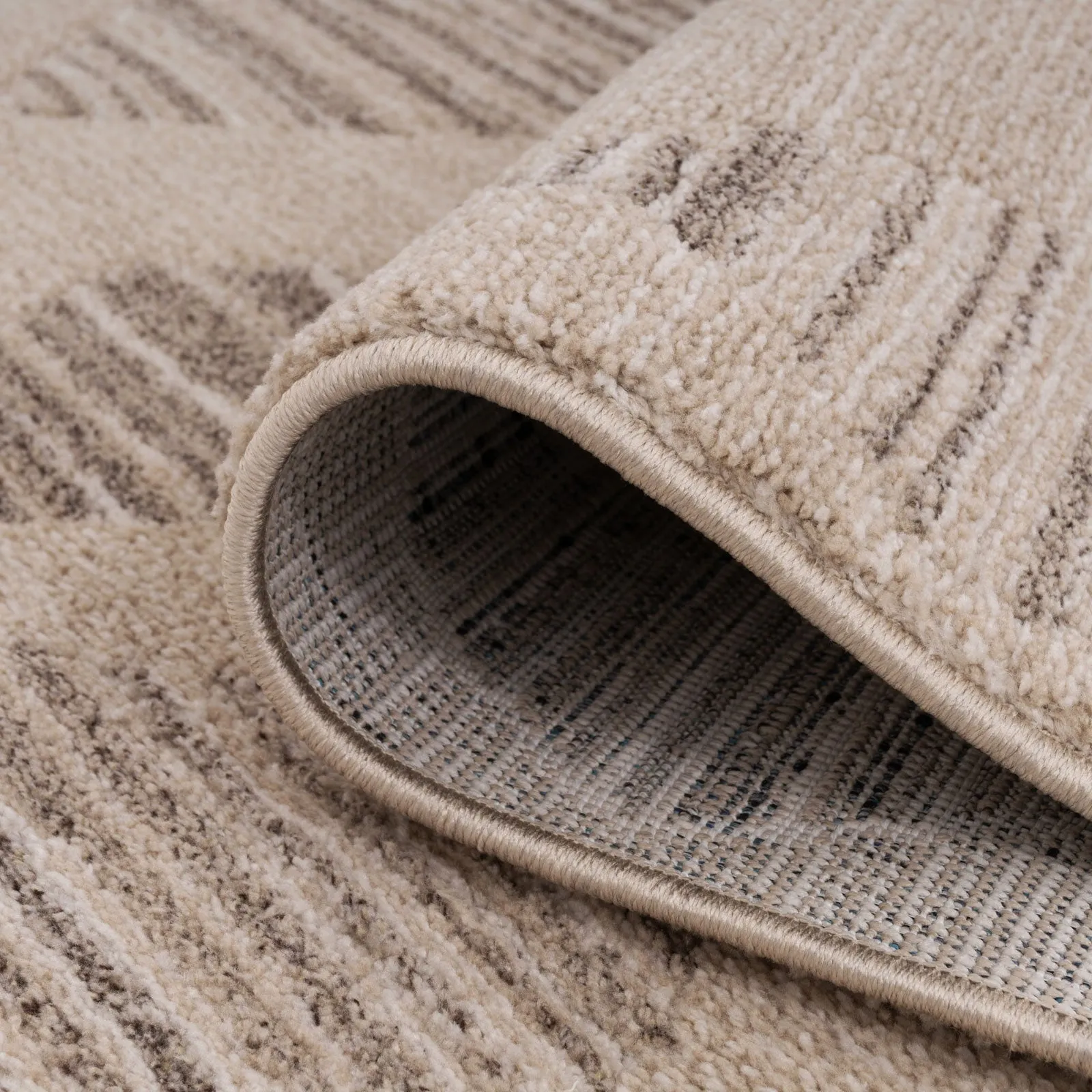 Neutral Diamond Pattern Stair Carpet