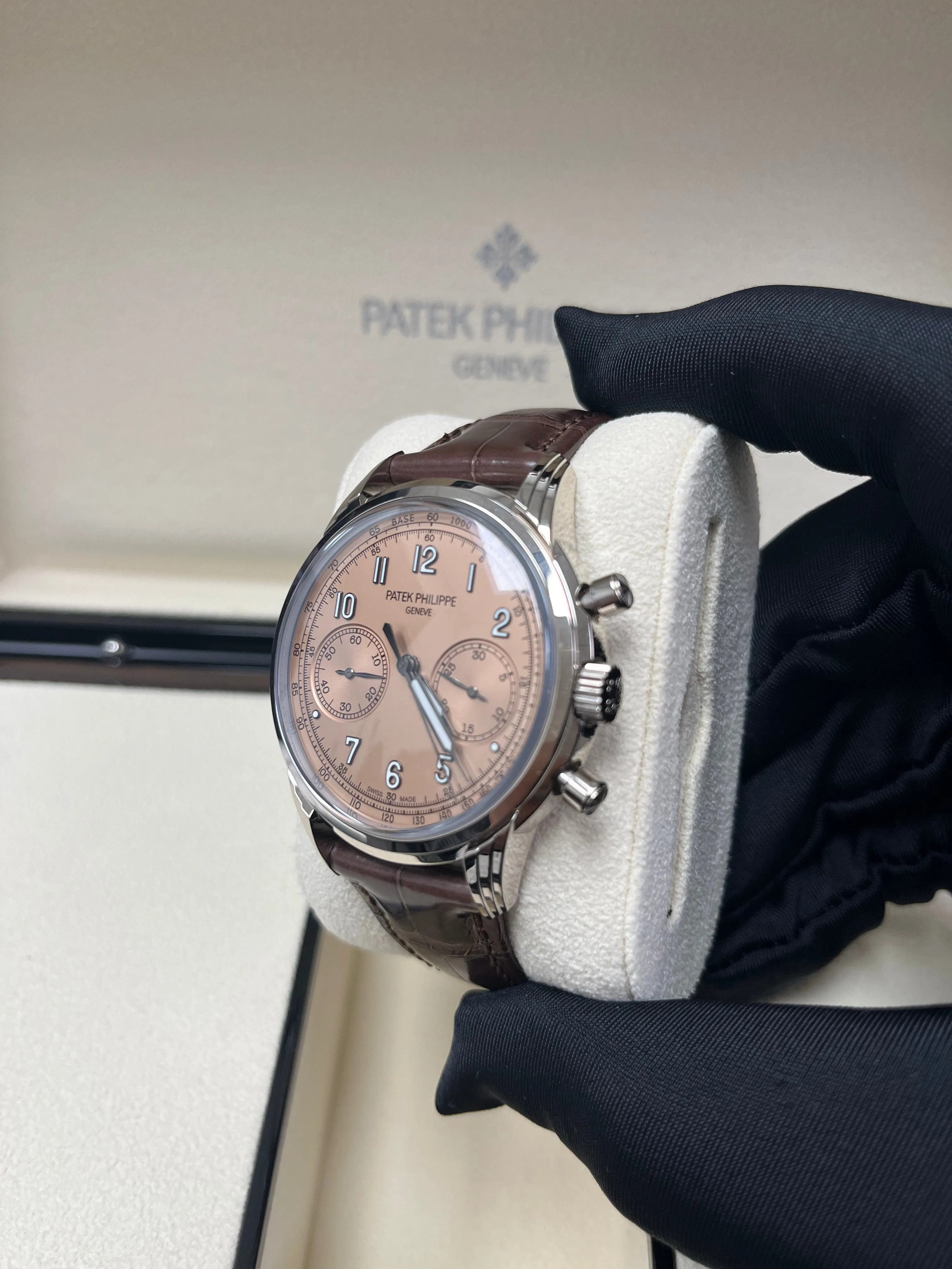 Patek Philippe Complications Salmon 18K White Gold 5172G-010